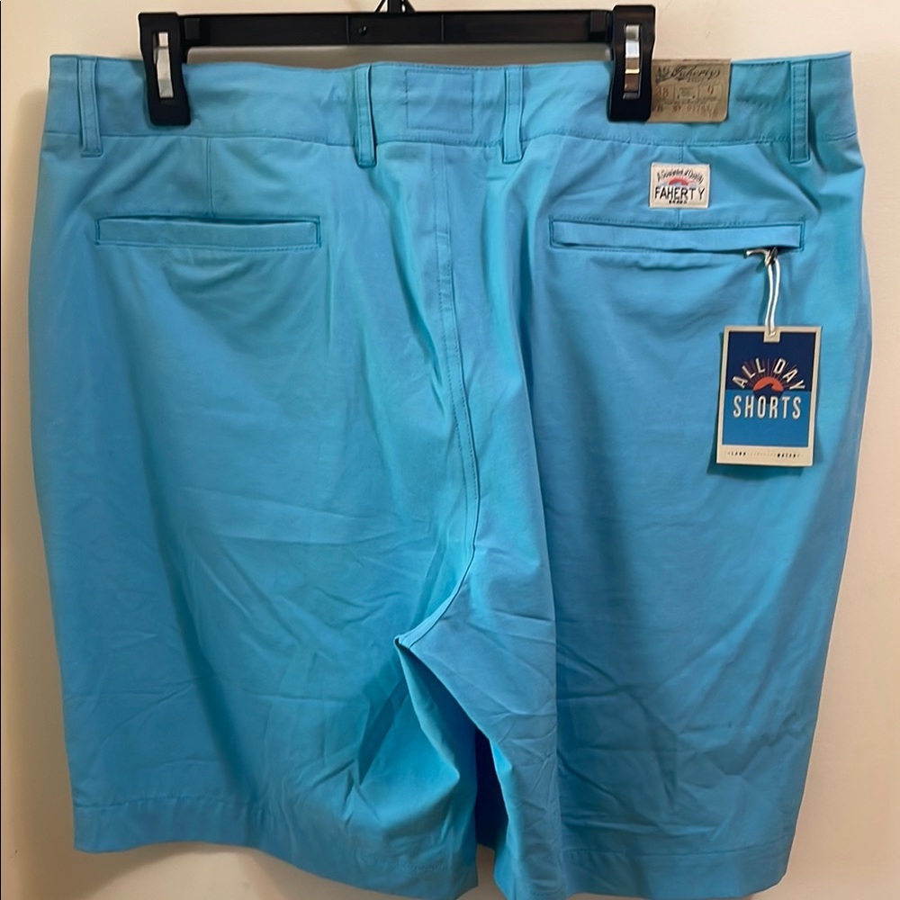 Faherty Men's Aqua Flat Front Shorts